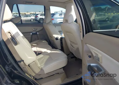 2011 Volvo Xc90 3.2 from USA, damaged, VIN YV4952CY7B1605116